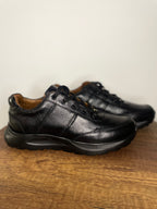 BLACK ESSENTIAL