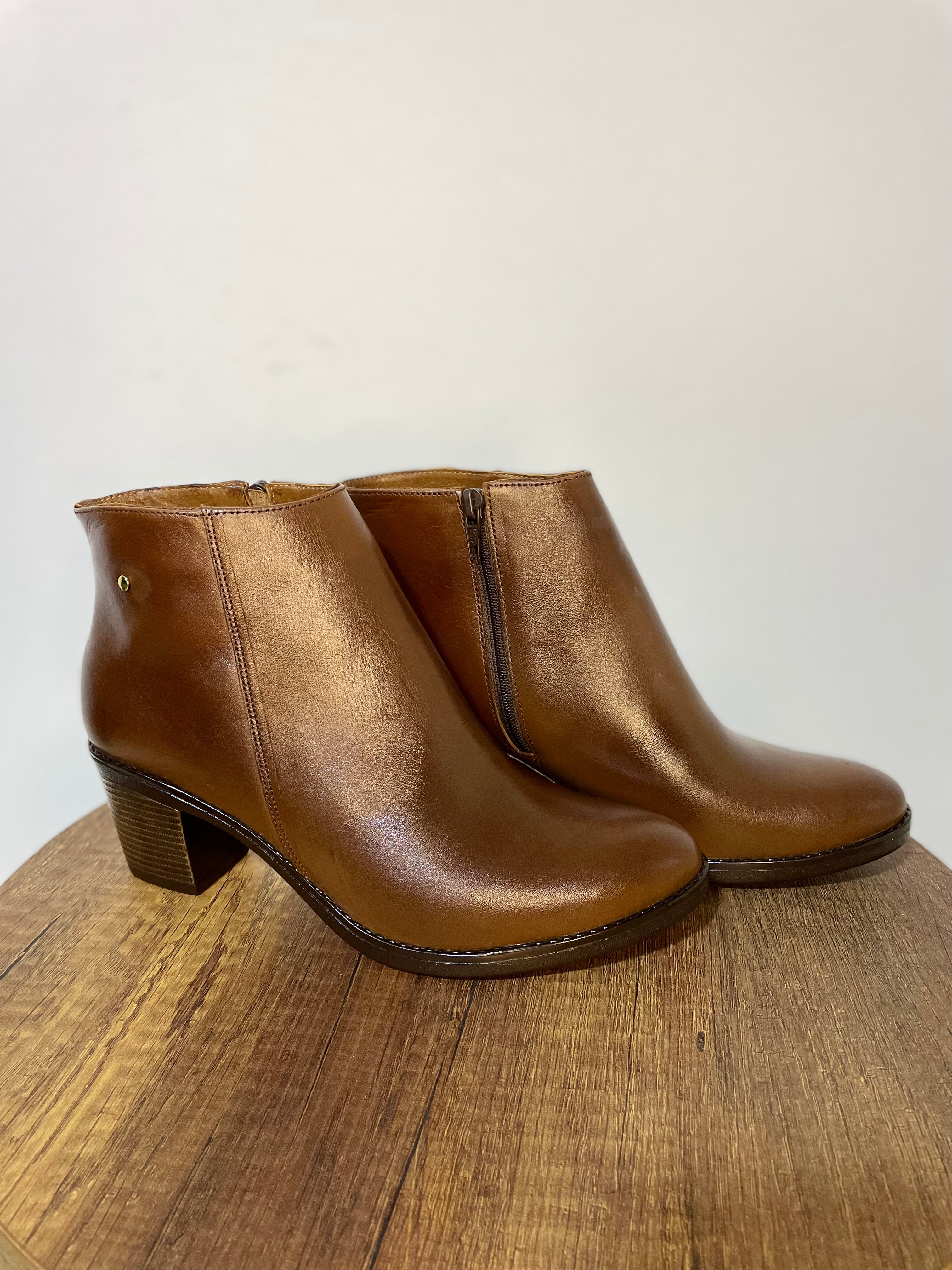 BOTIN TOFFEE CHIC