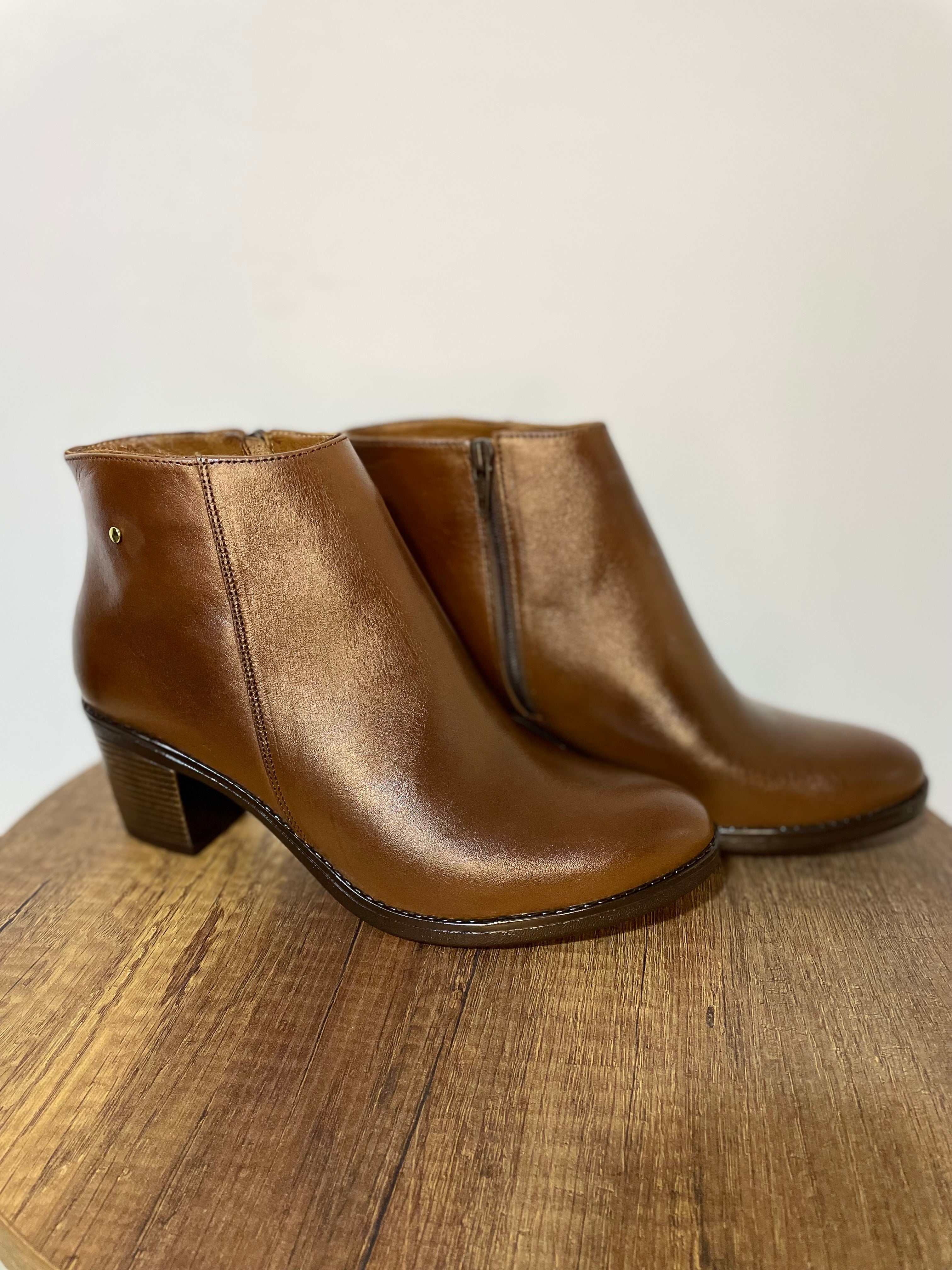 BOTIN TOFFEE CHIC