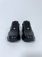 BLACK ESSENTIAL